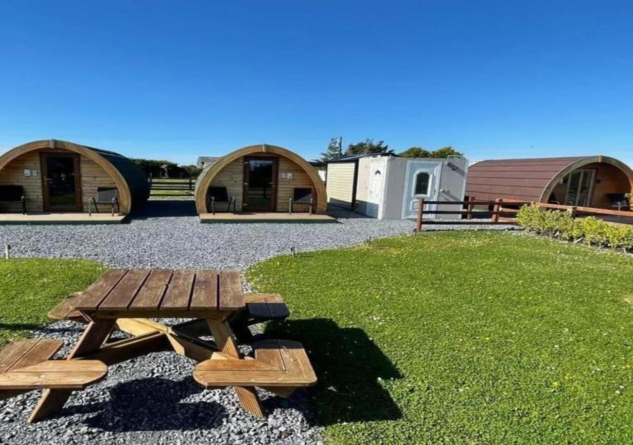 キルキー Emlagh, Self Catering Glamping Podsヴィラ エクステリア 写真